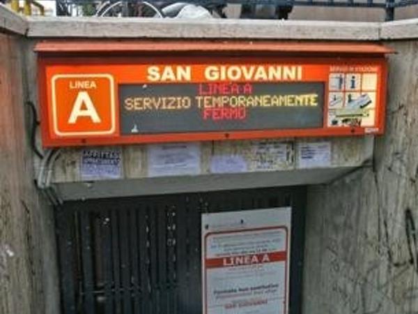 metro roma chiusa